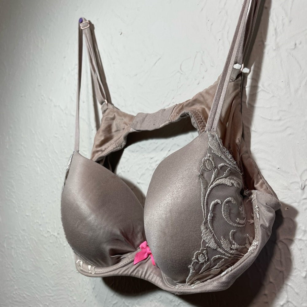 🚫SOLD🚫💕Victoria’s Secret Bra💕